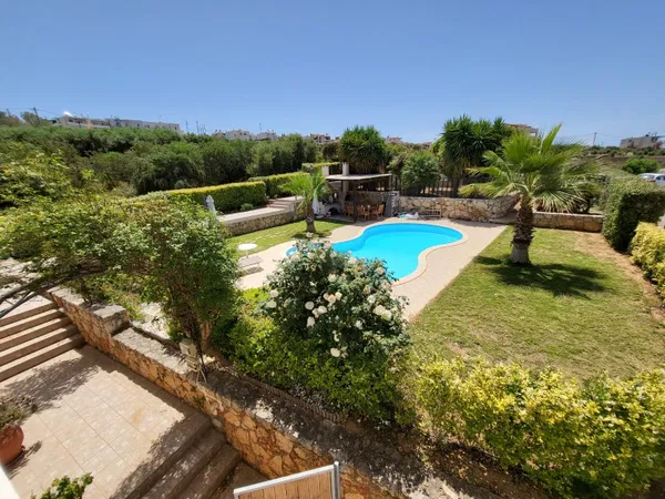 200 m² Apartment with Four Bedrooms for Sale in Agios Onoufrios, Akrotiri — photo 3