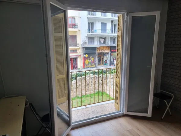 89 m² Two-Bedroom Apartment for Sale in Center Thessaloniki, Thessaloniki Center — photo 3