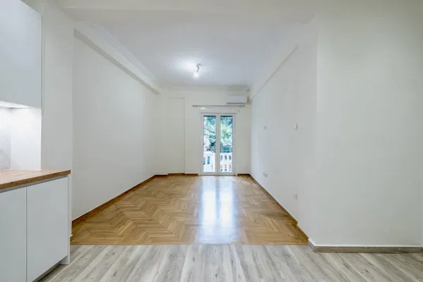 One-Bedroom Apartment for Sale in Kypseli, Athens Center with Alarm system — photo 5