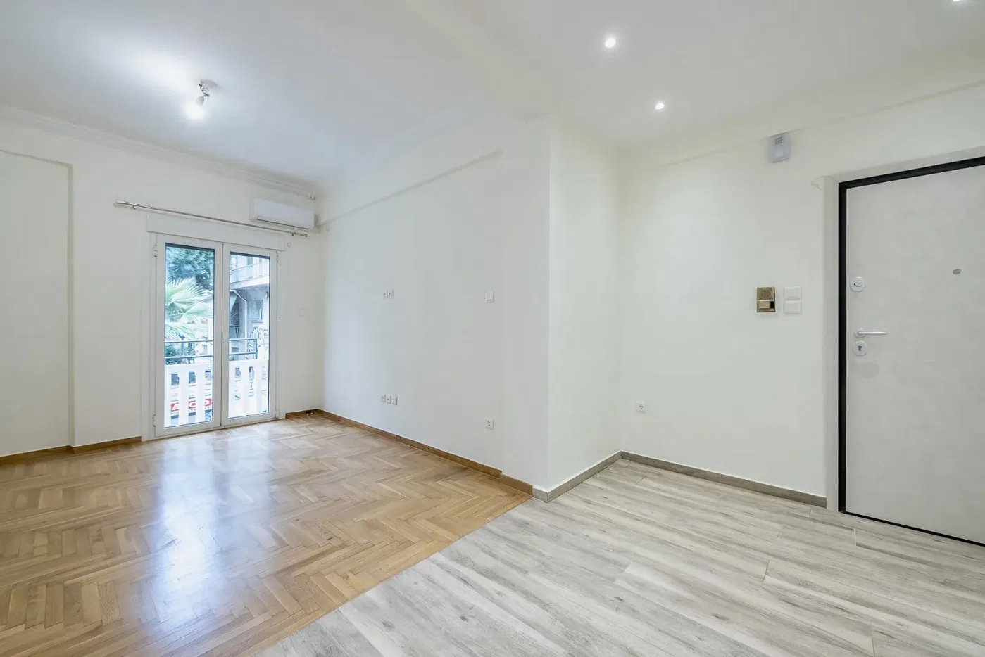 One-Bedroom Apartment for Sale in Kypseli, Athens Center with Alarm system