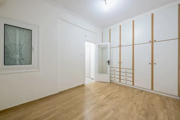One-Bedroom Apartment for Sale in Kypseli, Athens Center with Alarm system — photo 2