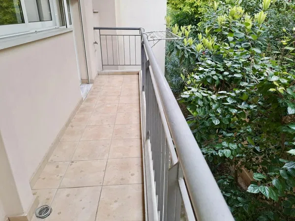 101 m² Three-Bedroom Apartment for Sale in Poligono - Tourkovounia, Athens Center — photo 4