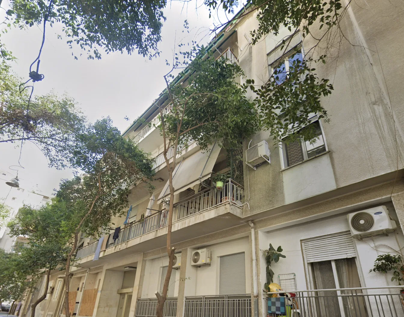 81 m² Apartment with Two Bedrooms for Sale in Attikis Square Athens, Athens Center