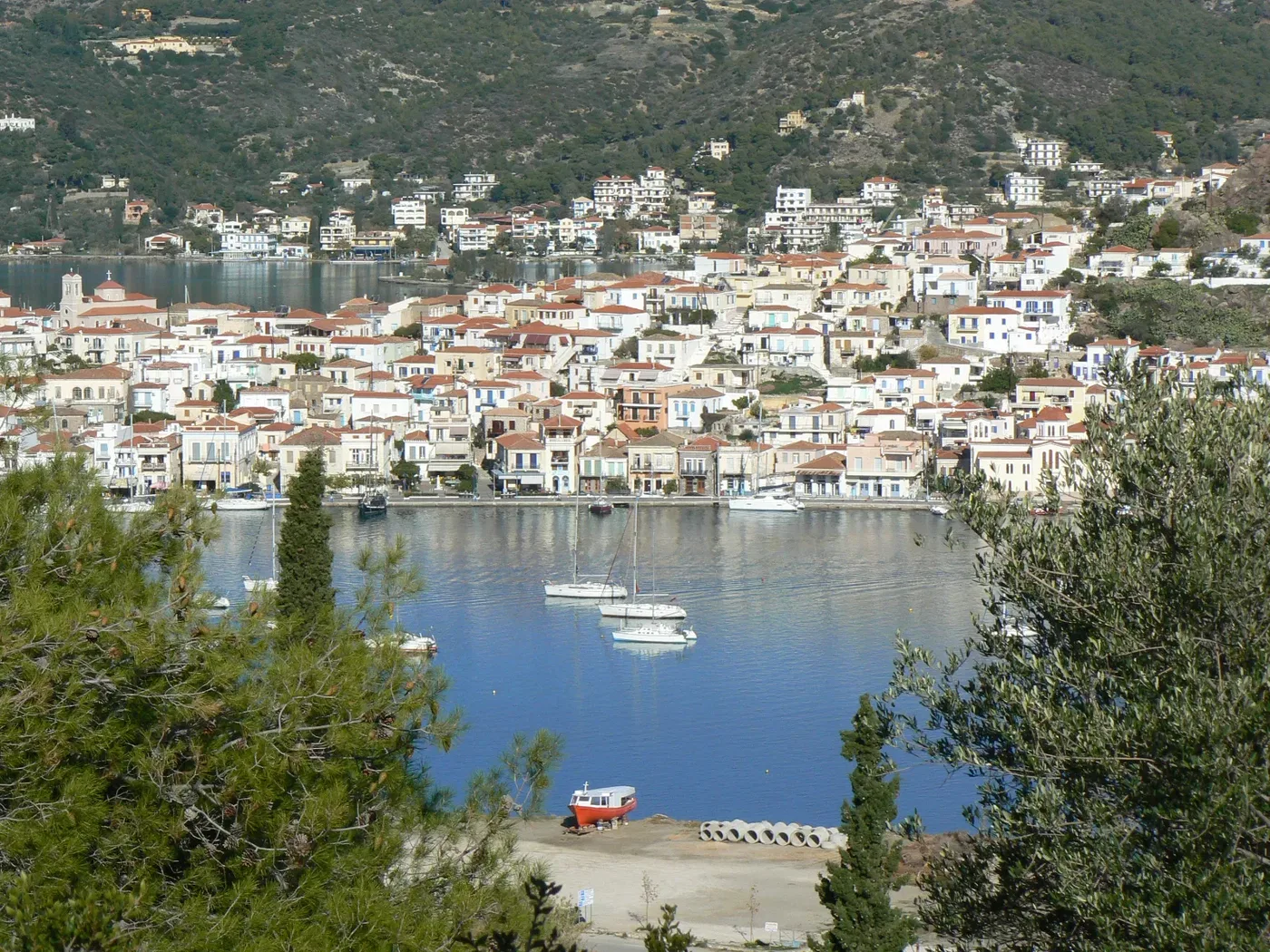 Renovated 52 m² Apartment with One Bedrooms for Sale in Poros, Argosaronikos islands