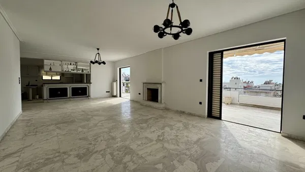 135 m² Sea View Three-Bedroom Apartment for Sale in Glyfada, Athens Southern suburbs — photo 2