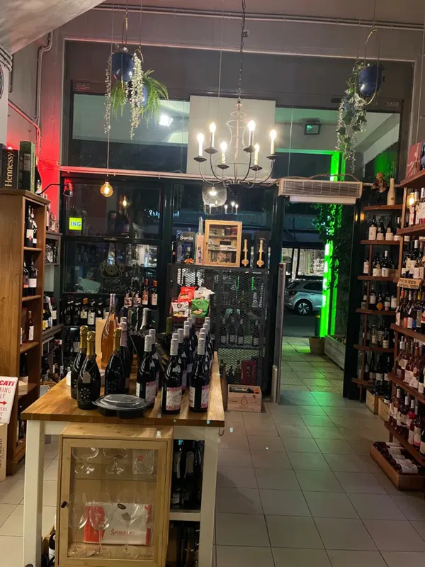 Renovated Commercial Space for Sale in Koukaki - Makrigianni, Athens Center — photo 4