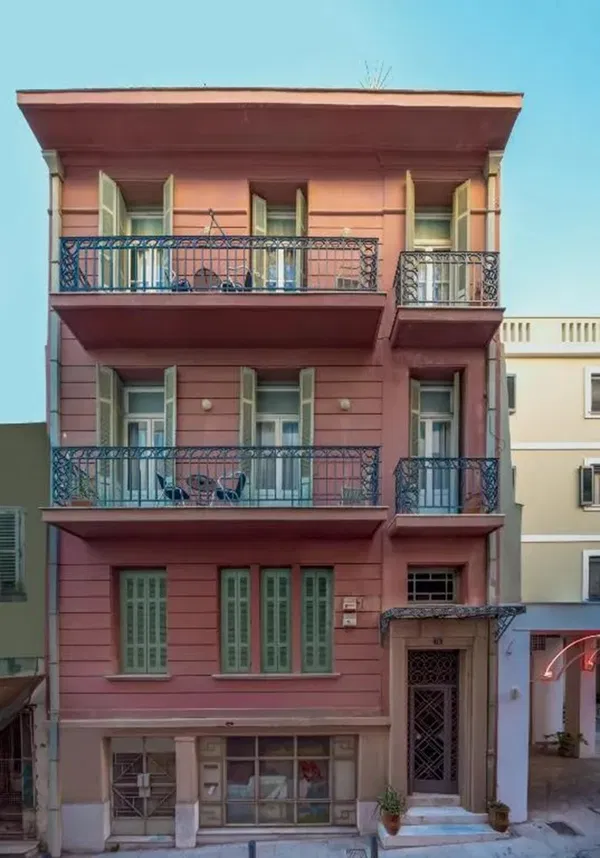 98 m² Commercial Space for Sale in Athens Historical Center, Athens Center