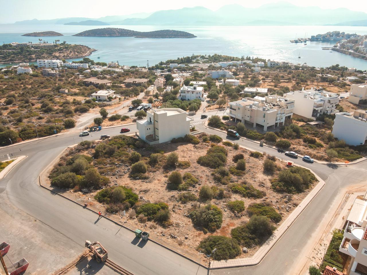 Sea-View 3,905 m² Plot for Sale in Agios Nikolaos, Lasithi