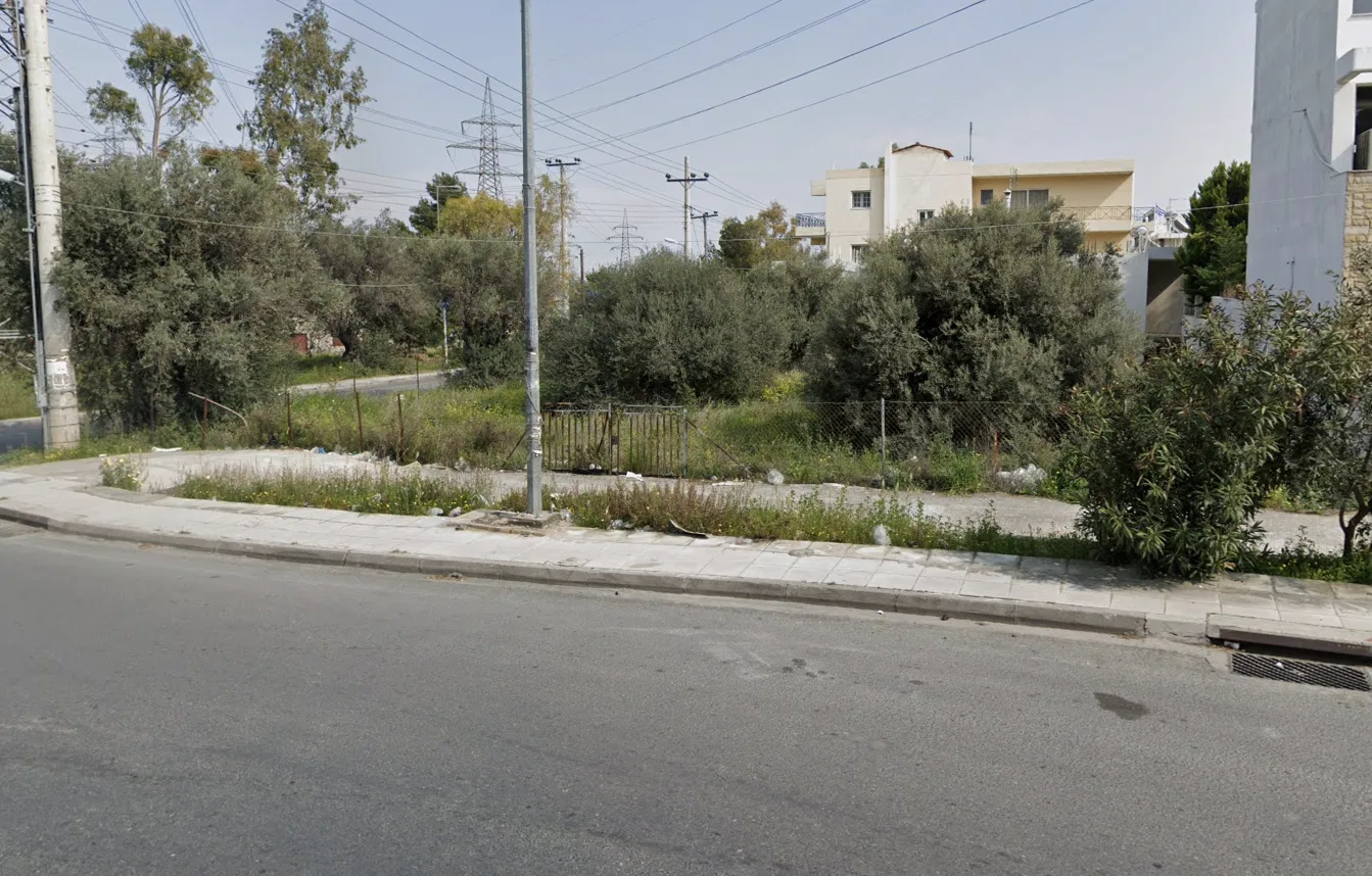 643 m² Plot of Land for Sale in Glyka Nera, Athens Eastern Suburbs