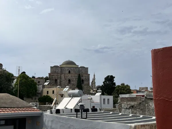 Renovated 60 m² Villa with One Bedrooms for Sale in Rhodes, Dodecanese Islands — photo 2