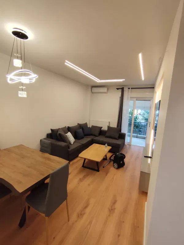 63 m² Renovated Two-Bedroom Apartment for Sale in Palaio Faliro, Athens Southern suburbs — photo 4