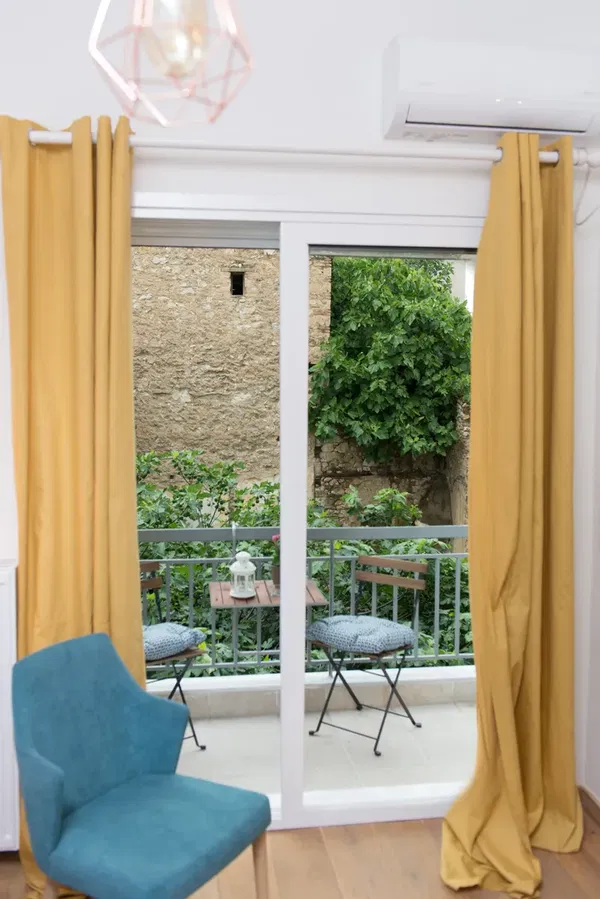 37 m² One-Bedroom Renovated Apartment for Sale in Gazi - Metaxourgio - Votanikos, Athens Center — photo 5