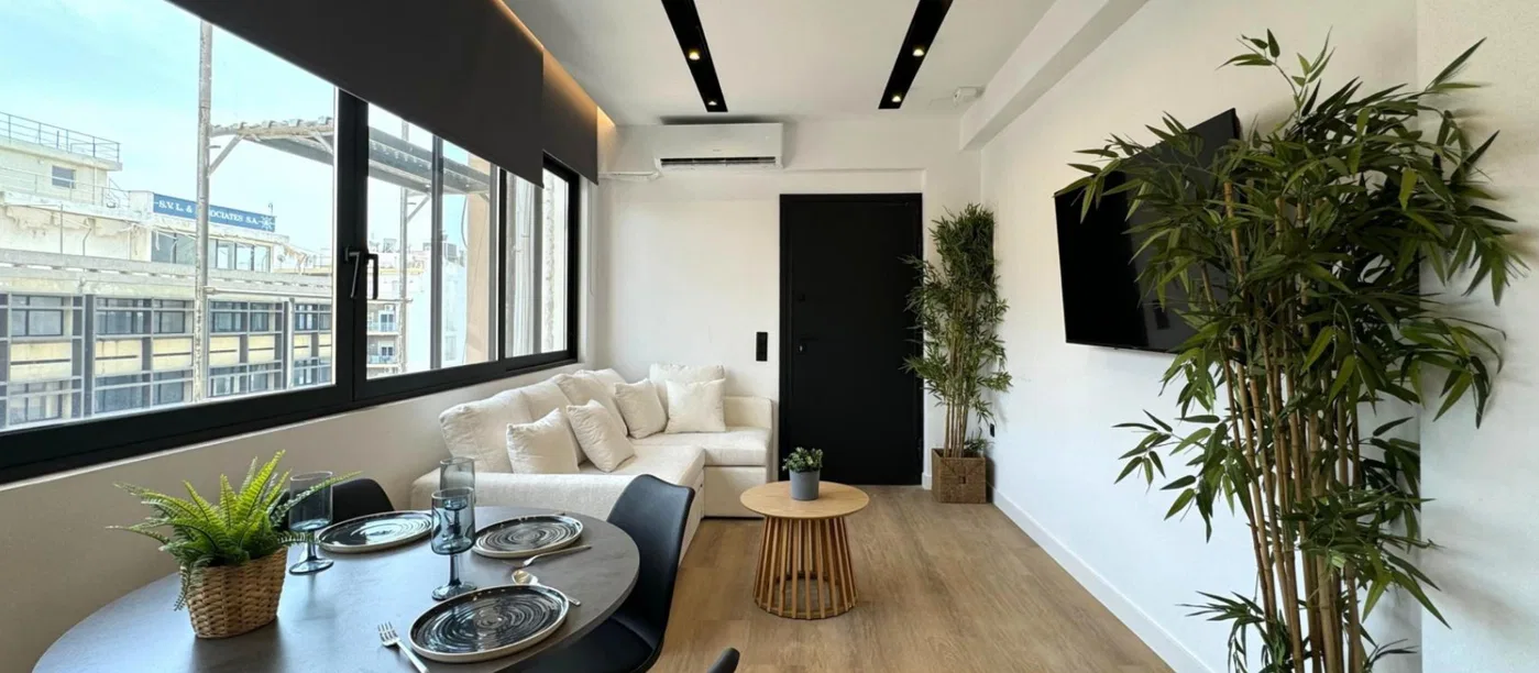 Renovated 62 m² Apartment with Two Bedrooms for Sale in Moschato, Athens Southern suburbs