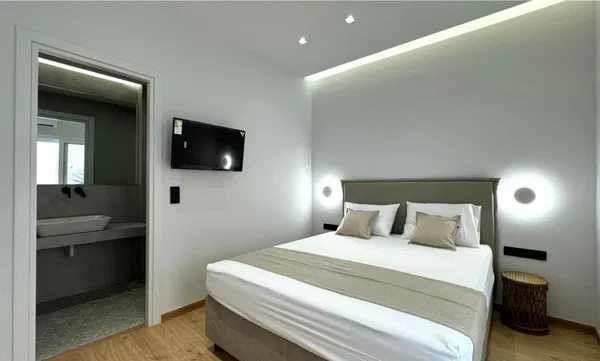 Renovated Three-Bedroom Apartment for Sale in Moschato, Athens Southern suburbs — photo 4