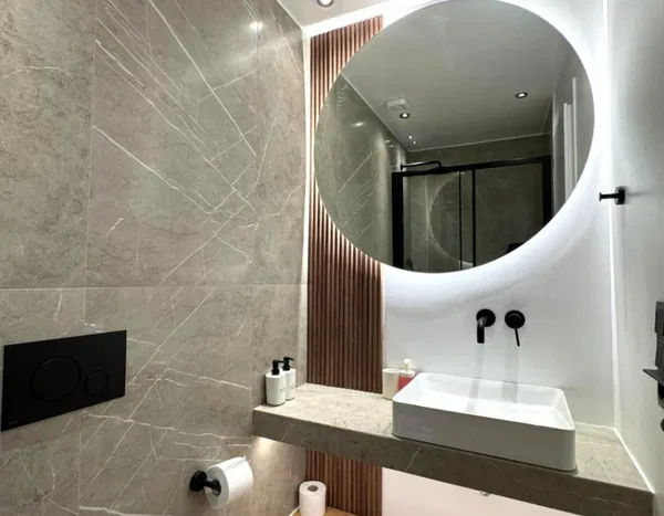 Two-Bedroom Renovated Apartment for Sale in Moschato, Athens Southern suburbs — photo 4
