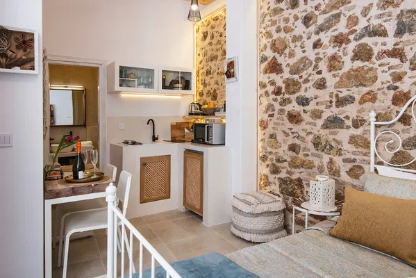 54 m² Two-Bedroom Apartment for Sale in Keramikos, Athens Center — photo 2