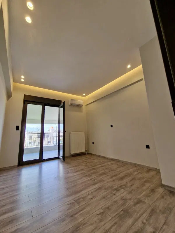 Renovated 70 m² Apartment with Two Bedrooms for Sale in Kypseli, Athens Center — photo 3