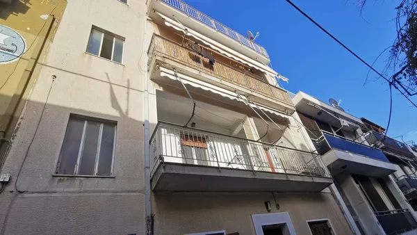 20 m² One-Bedroom Renovated Apartment for Sale in Gyzi - Pedion Areos, Athens Center — photo 4