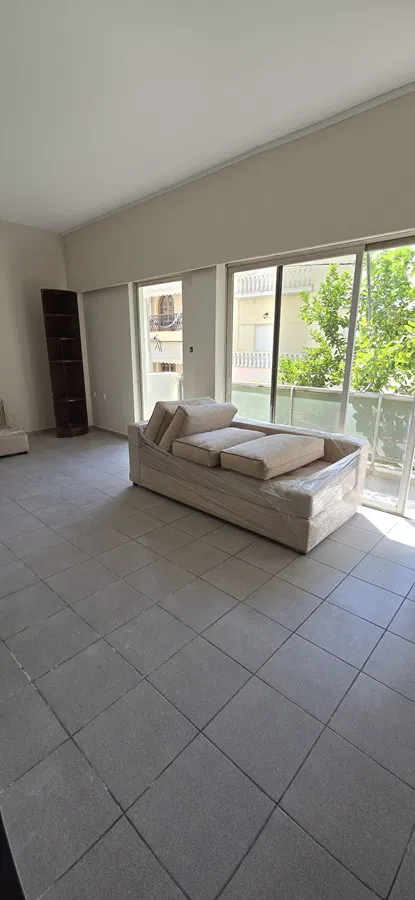 43 m² Renovated One-Bedroom Apartment for Sale in Piraeus, Piraeus Suburbs — photo 2