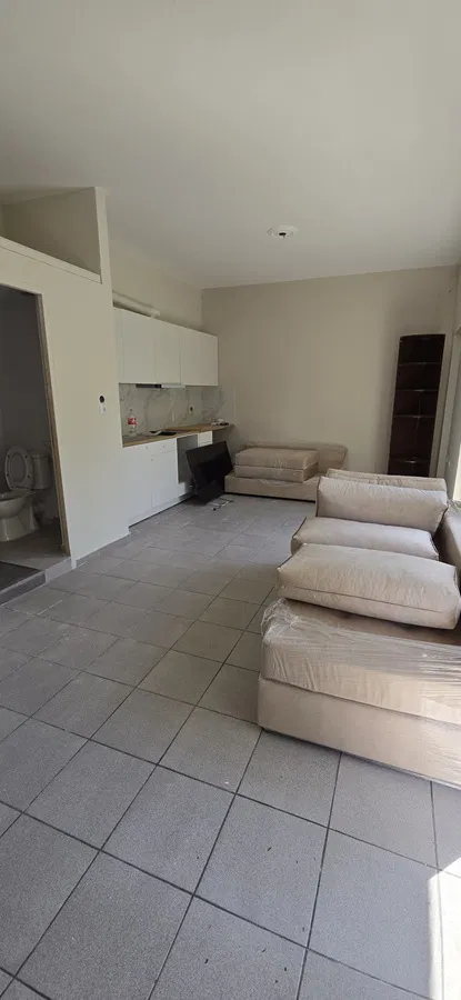 43 m² Renovated One-Bedroom Apartment for Sale in Piraeus, Piraeus Suburbs — photo 4