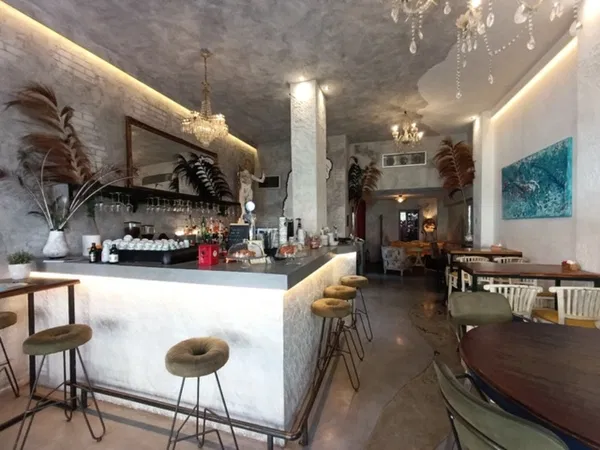 Business for Sale in Mets - Kallimarmaro, Athens Center — photo 2
