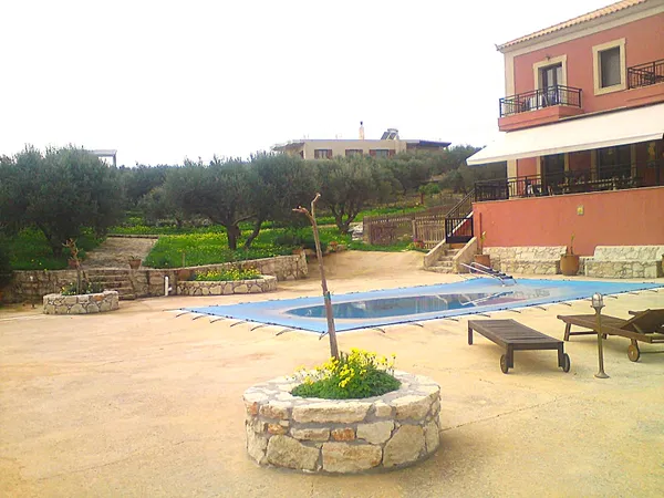Three-Bedroom Villa for Sale in Archanes, Archanes-Asterousia — photo 3