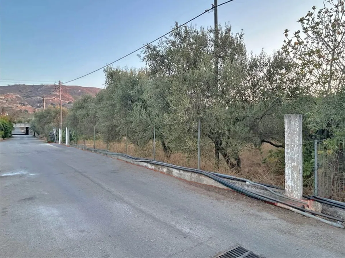 1,616 m² Land for Sale in Chrisopigi, Chania
