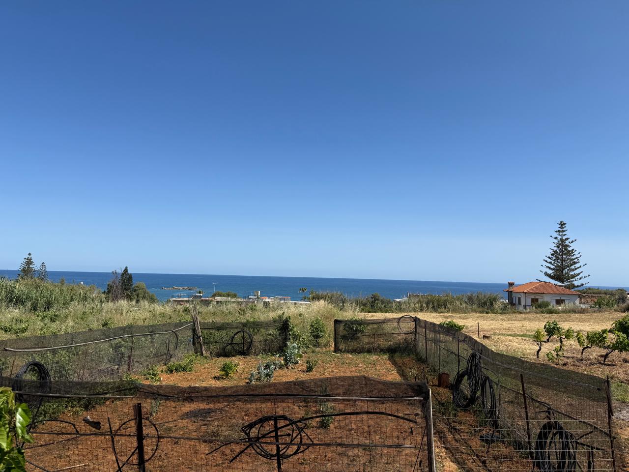 Sea-View 1,573 m² Plot for Sale in Daratso, Chania