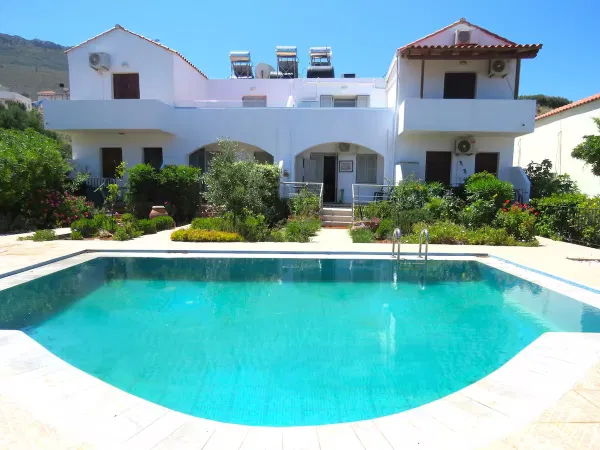 Sea View One-Bedroom Villa for Rent in Kokkino Chorio, Apokoronas — photo 3