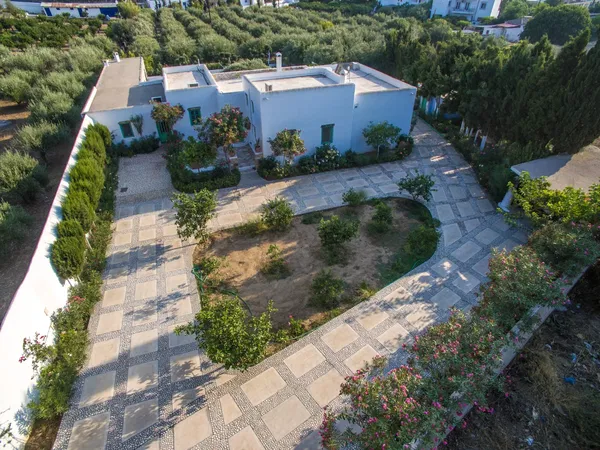 Three-Bedroom Villa for Sale in Leros, Dodecanese Islands — photo 4