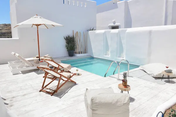 Nine-Bedroom Sea View Villa for Sale in Naxos, Cyclades — photo 3