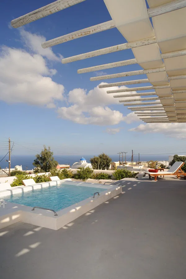 Sea-View 186 m² Villa with Five Bedrooms for Sale in Imerovigli, Santorini