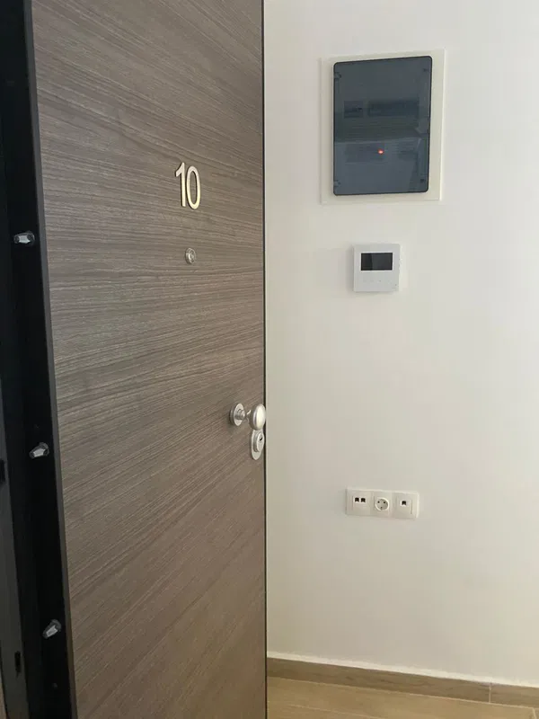 Renovated 33 m² Apartment with One Bedrooms for Sale in Zografou, Athens Center — photo 4