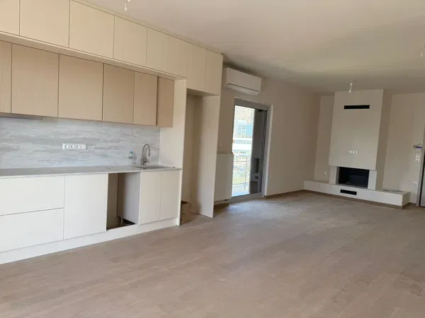 76 m² Renovated Two-Bedroom Apartment for Sale in Glyfada, Athens Southern suburbs — photo 5