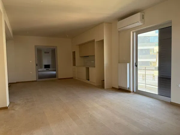 76 m² Renovated Two-Bedroom Apartment for Sale in Glyfada, Athens Southern suburbs — photo 2
