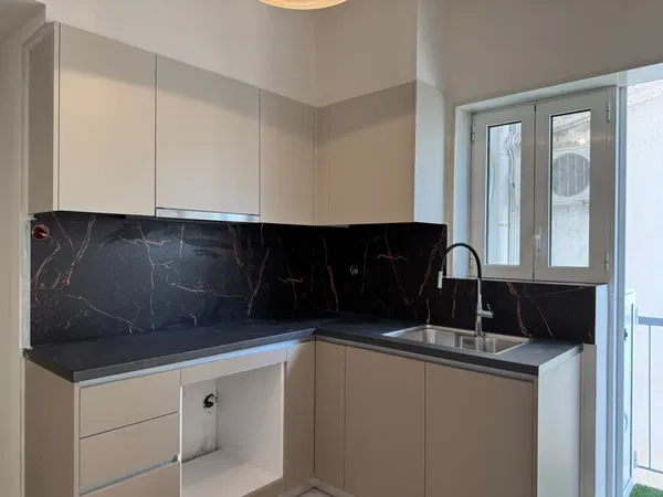 Renovated 70 m² Apartment with Two Bedrooms for Sale in Dafni, Athens Southern suburbs — photo 2