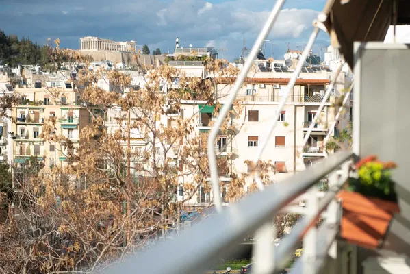 140 m² Renovated Three-Bedroom Apartment for Sale in Kallithea, Athens Southern suburbs