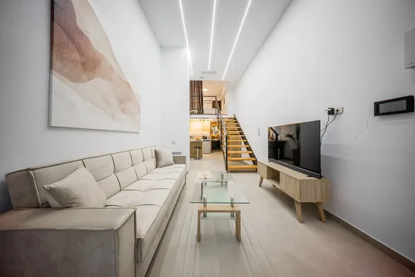 49 m² Renovated One-Bedroom Apartment for Sale in Neos Kosmos, Athens Center