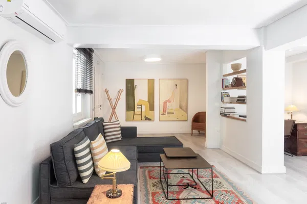 Renovated 107 m² Apartment with Two Bedrooms for Sale in Athens Historical Center, Athens Center — photo 3