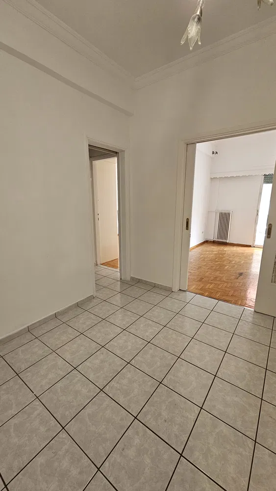 Renovated 55 m² Apartment with One Bedrooms for Sale in Patision - Acharnon, Athens Center — photo 4
