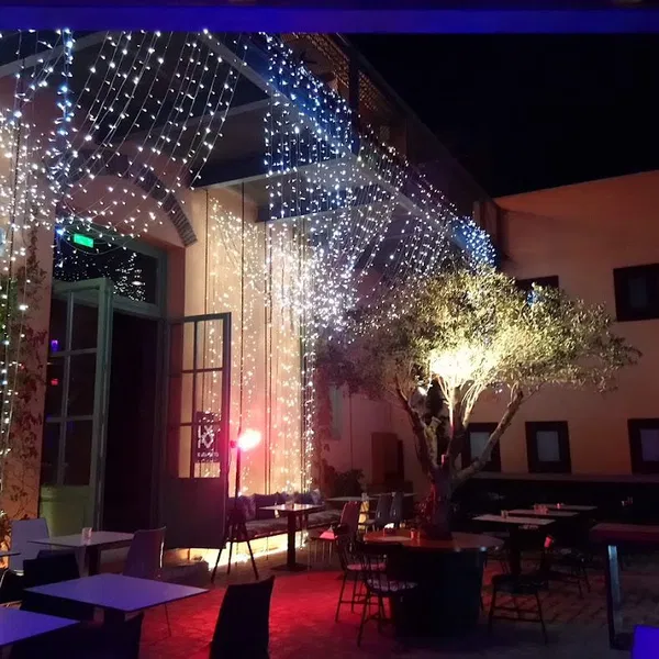 710 m² Renovated Commercial Space for Rent in Athens Historical Center, Athens Center — photo 4