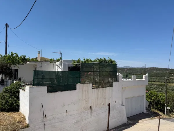 Seafront Two-Bedroom Villa for Sale in Kolymbari, Platanias — photo 2