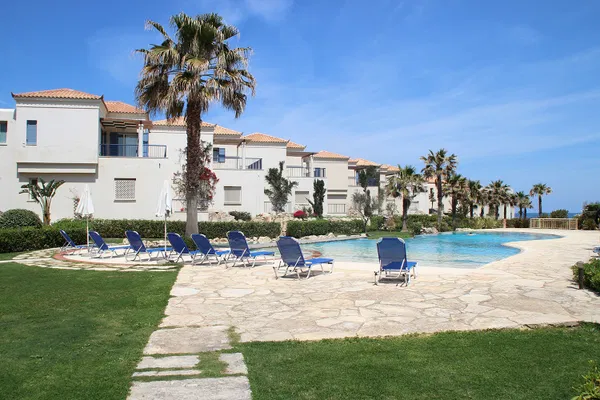 115 m² Two-Bedroom Villa for Sale in Pirgos Psilonerou, Platanias — photo 2