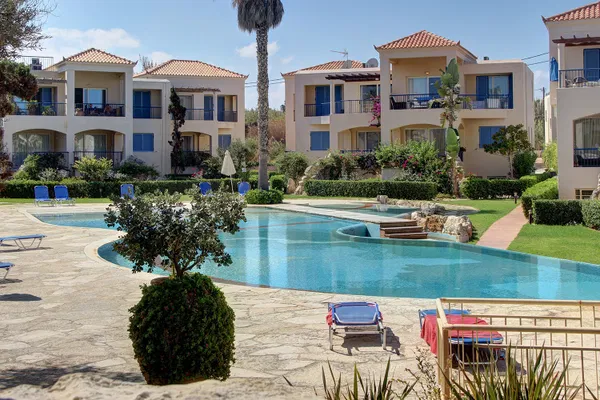 115 m² Two-Bedroom Villa for Sale in Pirgos Psilonerou, Platanias