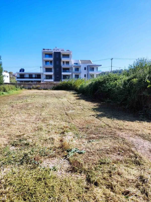 735 m² Plot of Land for Sale in Chania