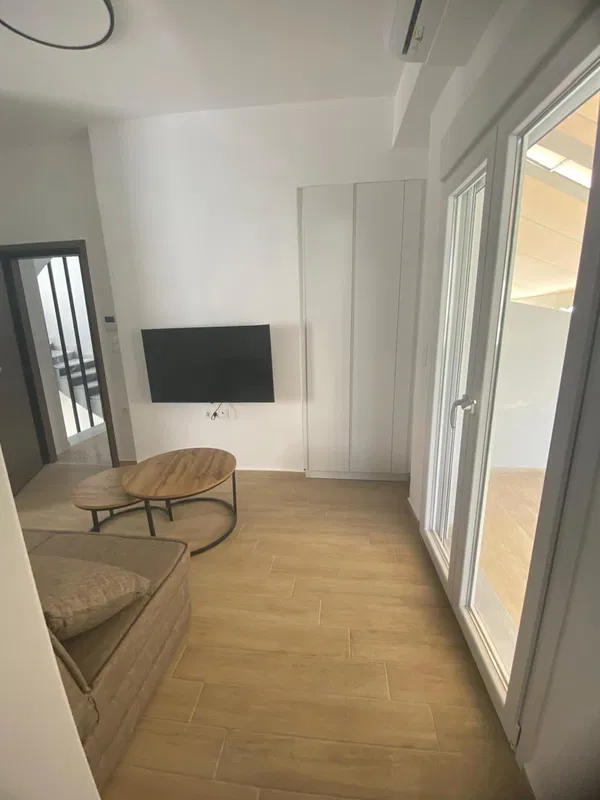 42 m² One-Bedroom Apartment for Sale in Zografou, Athens Center — photo 2