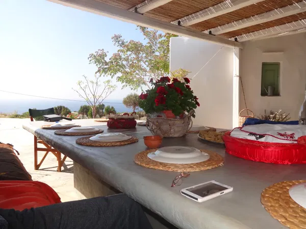 Sea View 368 m² Villa with Five Bedrooms for Sale in Kythnos, Cyclades — photo 4