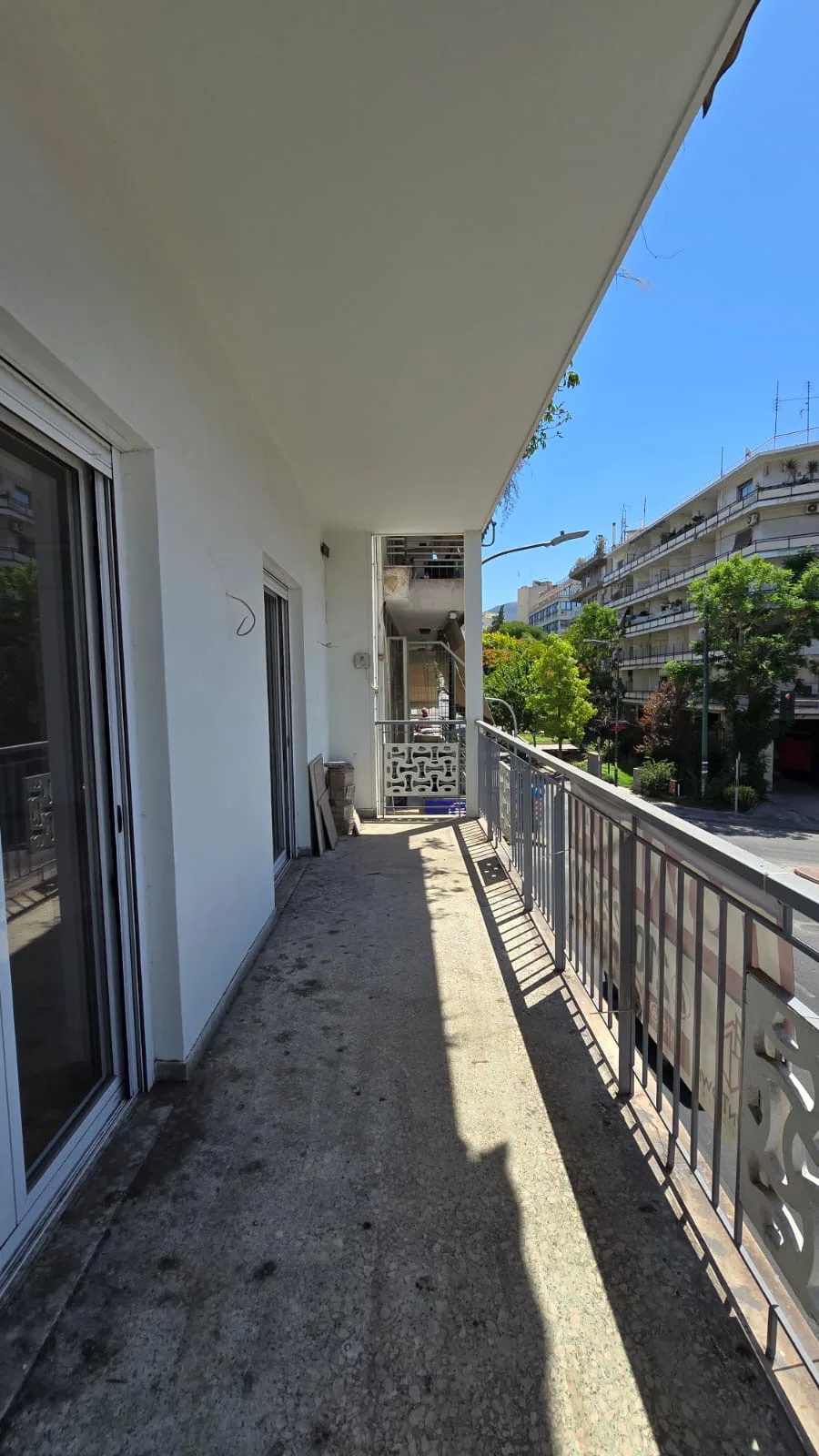 120 m² Renovated Three-Bedroom Apartment for Sale in Ampelokipoi, Athens Center