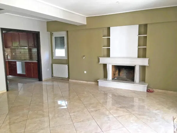 240 m² Villa with Three Bedrooms for Sale in Thrakomakedones, Athens Northern suburbs — photo 3