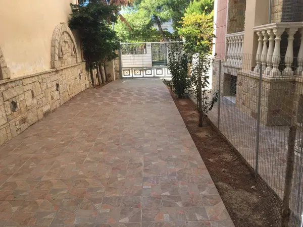 240 m² Villa with Three Bedrooms for Sale in Thrakomakedones, Athens Northern suburbs — photo 2